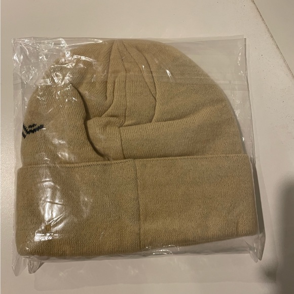 COPY - Arcteryx bird work Touqe - Picture 2 of 2